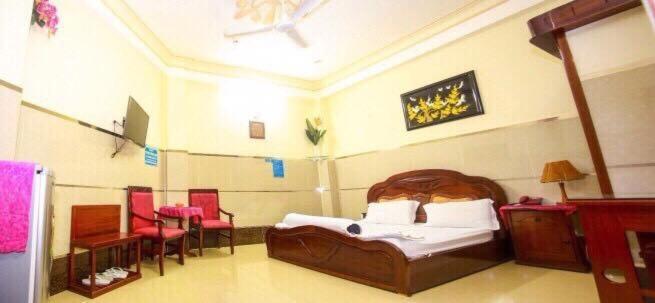 Tan Dat Hoa Hotel Ho Chi Minh-stad Buitenkant foto